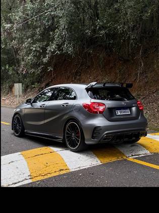 MERCEDES-BENZ A 45 AMG 2.0 16V TURBO GASOLINA 4P AUTOMATIZADO MERCEDES-BENZ A 45 AMG 2.0 16V TURBO GASOLINA 4P AUTOMATIZADO